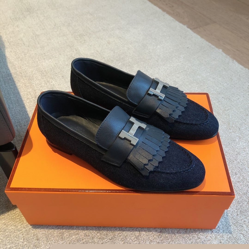H**mes leather shoes